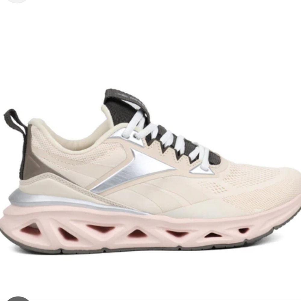 Reebok Zig Dynamica Running Shoes For Women Size 10